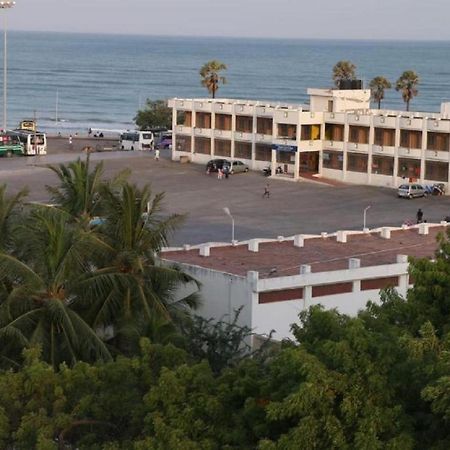 萨拉瓦纳斯小屋 Tiruchchendūr 外观 照片