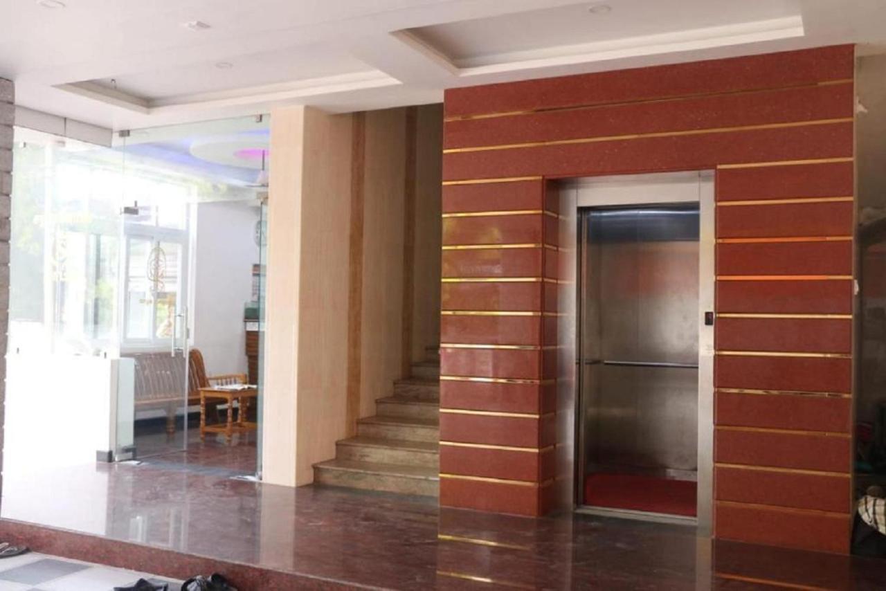 萨拉瓦纳斯小屋 Tiruchchendūr 外观 照片